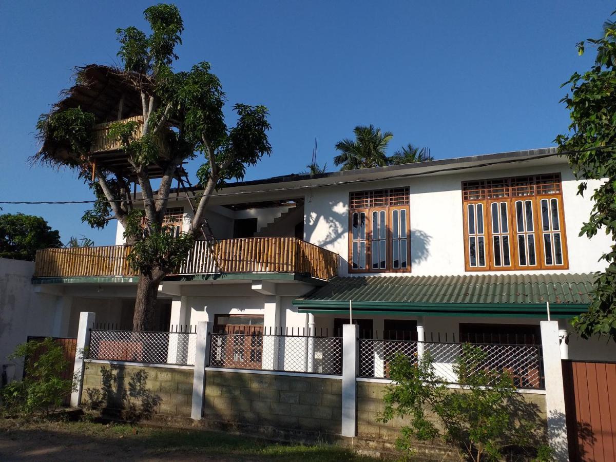 Mangohut Joy Apartment Anuradhapura Ngoại thất bức ảnh