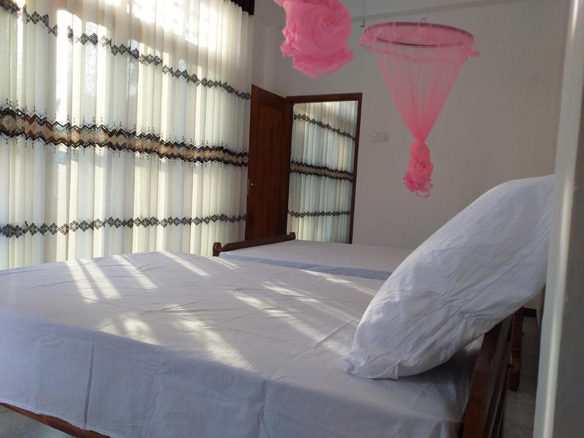 Mangohut Joy Apartment Anuradhapura Ngoại thất bức ảnh
