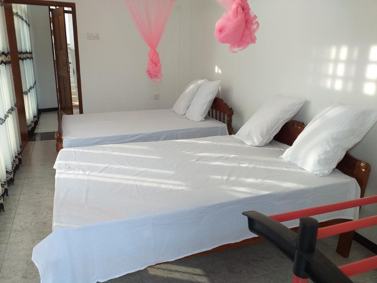 Mangohut Joy Apartment Anuradhapura Ngoại thất bức ảnh